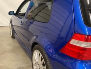 R32